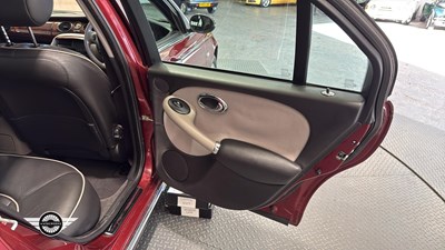 Lot 570 - 2001 ROVER 75 CLUB AUTO
