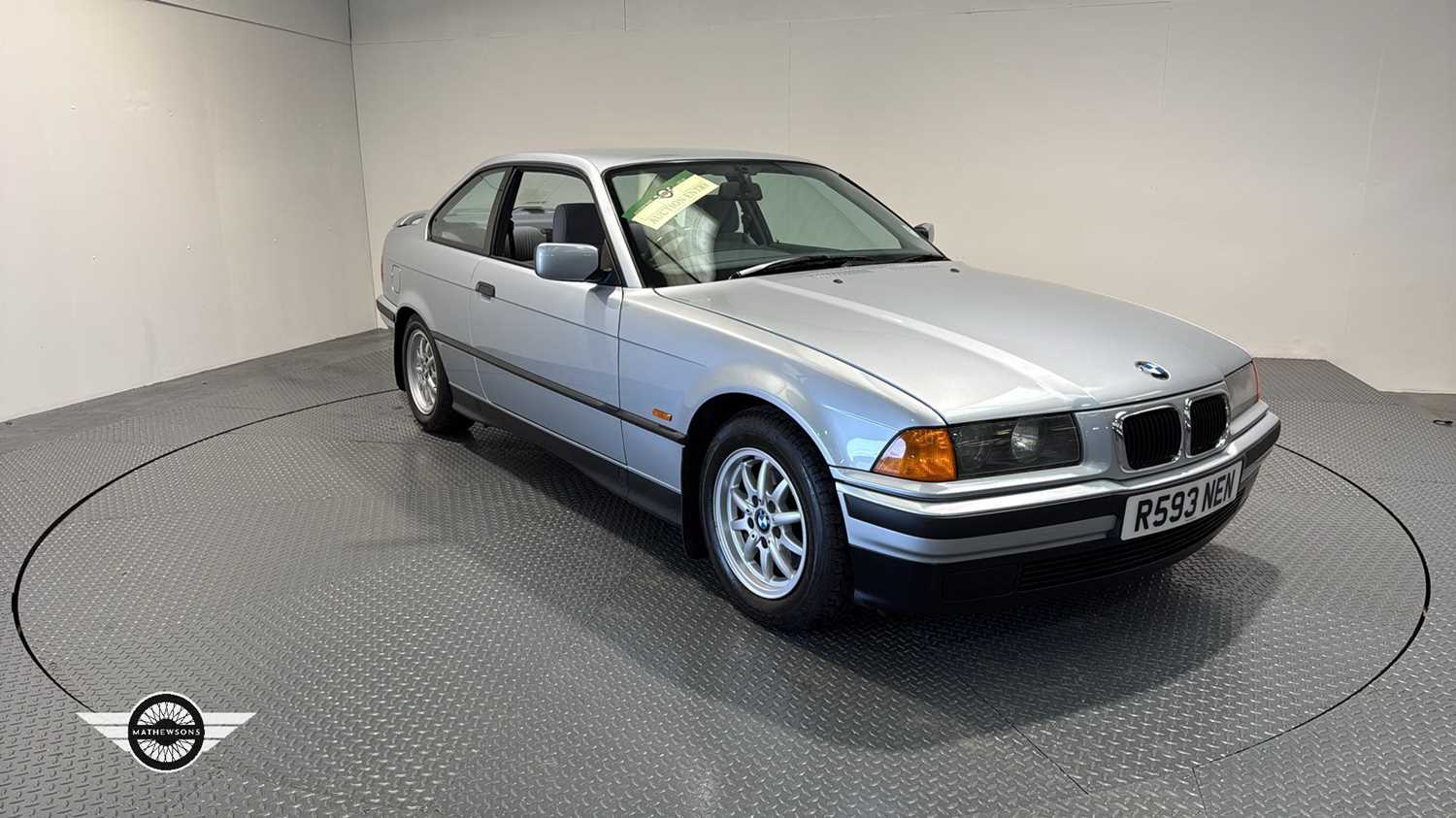 Lot 722 - 1998 BMW 318 IS AUTO
