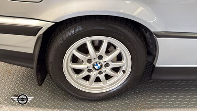 Lot 722 - 1998 BMW 318 IS AUTO