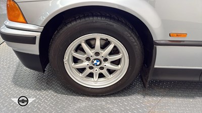 Lot 722 - 1998 BMW 318 IS AUTO
