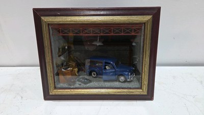 Lot 281 - MORRIS MINOR DIORAMA