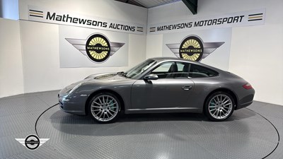 Lot 4 - 2007 PORSCHE 911 CARRERA 2 TIPTRONIC S