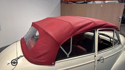 Lot 670 - 1966 MORRIS MINOR 1000