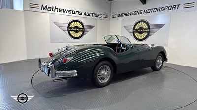 Lot 672 - 1955 JAGUAR XK140