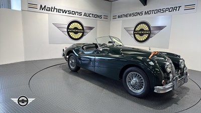Lot 672 - 1955 JAGUAR XK140