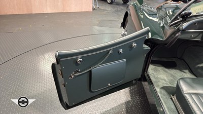 Lot 672 - 1955 JAGUAR XK140