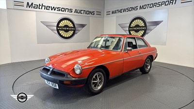 Lot 438 - 1976 MG B GT