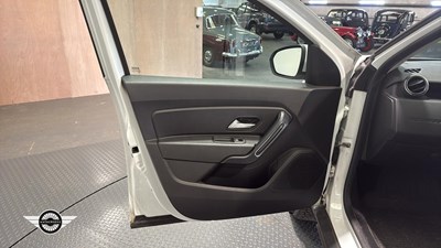 Lot 844 - 2019 DACIA DUSTER COMFORT TCE 4X2