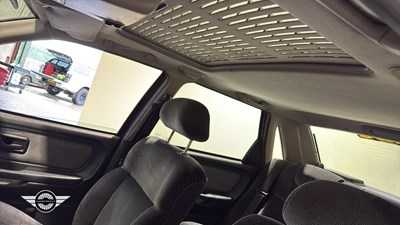 Lot 36 - 1993 FORD GRANADA GHIA I AUTO
