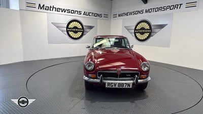 Lot 798 - 1974 MG B GT V8