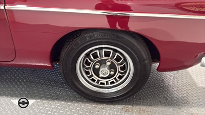 Lot 798 - 1974 MG B GT V8
