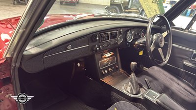 Lot 798 - 1974 MG B GT V8