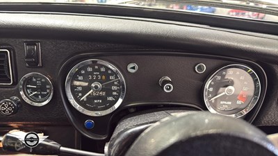 Lot 798 - 1974 MG B GT V8