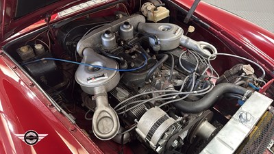 Lot 798 - 1974 MG B GT V8