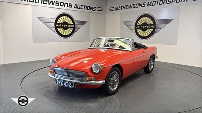 Lot 787 - 1971 MG B ROADSTER