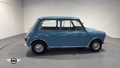 Lot 306 - 1961 MORRIS MINI MINOR