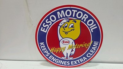 Lot 731 - MR DRIP ESSO HAPPY MOTORING REPRODUCTION SIGN 20" DIA