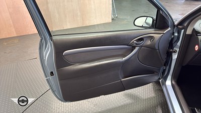 Lot 820 - 2004 FORD FOCUS ZETEC 1.8