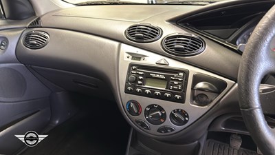 Lot 820 - 2004 FORD FOCUS ZETEC 1.8