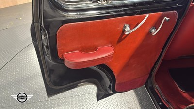 Lot 874 - 1953 AUSTIN SOMERSET A40