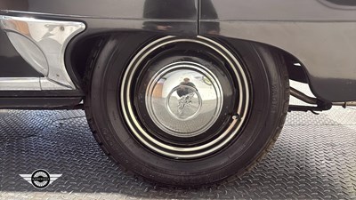 Lot 874 - 1953 AUSTIN SOMERSET A40
