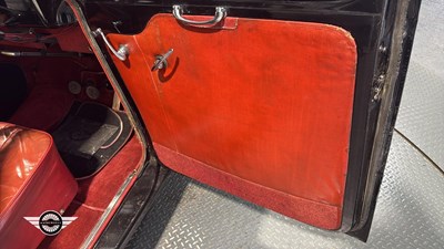 Lot 874 - 1953 AUSTIN SOMERSET A40