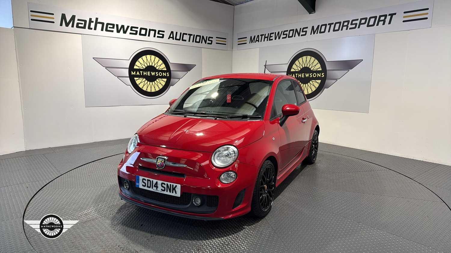 Lot 900 - 2014 FIAT ABARTH 500