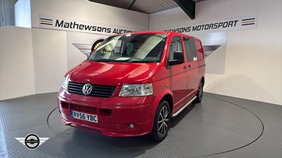Lot 718 - 2006 VOLKSWAGEN TPORTER T30 130 TDI SWB