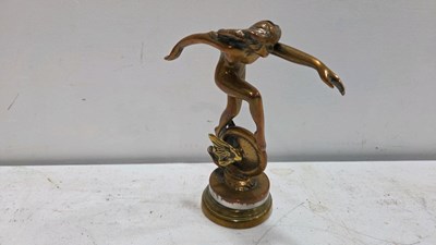 Lot 249 - RUNNING FEMALE RADIATOR CAP 7" TALL