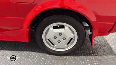 Lot 2 - 1986 TOYOTA MR2