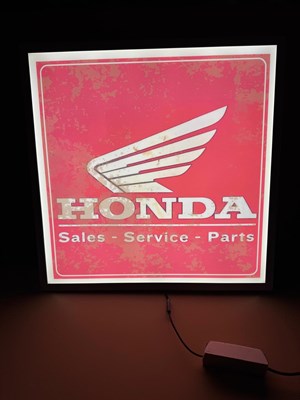 Lot 53 - HONDA SALES-SERVICE - PARTS, LIGHT UP SIGN 23.5" X 23.5"