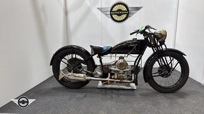 Lot 528 - 1932 DOUGLAS 6