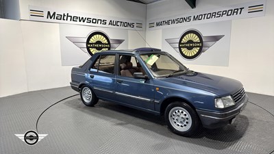 Lot 32 - 1989 PEUGEOT 309 SR INJECTION