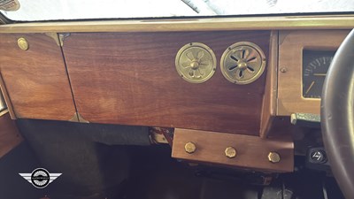Lot 662 - 1983 MG HUSTLER