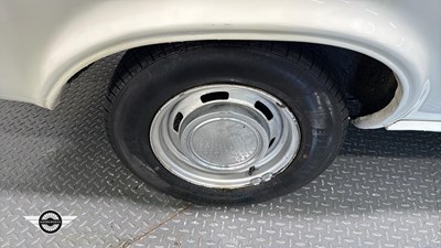 Lot 20 - 1975 VAUXHALL VIVA E