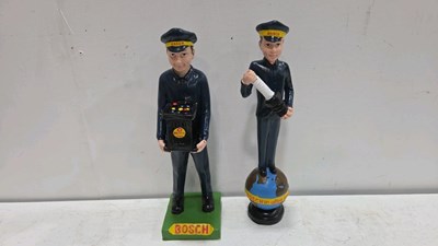 Lot 469 - PAIR OF VINTAGE BOSH FIGURES 16" DIA
