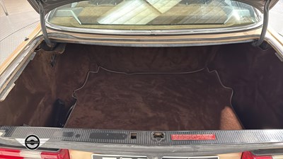 Lot 176 - 1988 MERCEDES 420 SEC AUTO