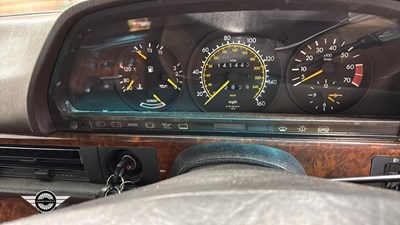 Lot 176 - 1988 MERCEDES 420 SEC AUTO