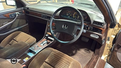Lot 176 - 1988 MERCEDES 420 SEC AUTO