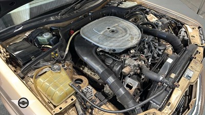 Lot 176 - 1988 MERCEDES 420 SEC AUTO