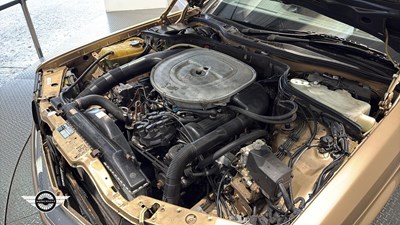 Lot 176 - 1988 MERCEDES 420 SEC AUTO