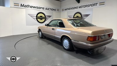 Lot 176 - 1988 MERCEDES 420 SEC AUTO