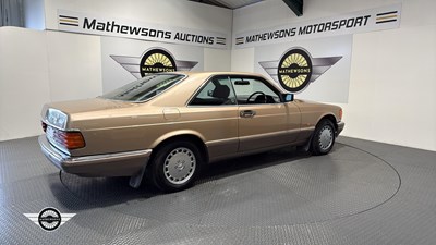 Lot 176 - 1988 MERCEDES 420 SEC AUTO