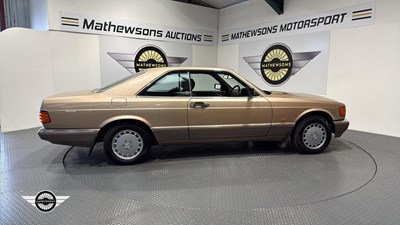 Lot 176 - 1988 MERCEDES 420 SEC AUTO