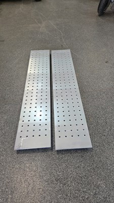 Lot 41 - RHINO RECOVERY LOADING RAMPS-HEAVY DUTY SWL 3 TON PER PAIR 5 FT LONG