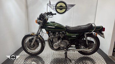 Lot 878 - 1975 KAWASAKI