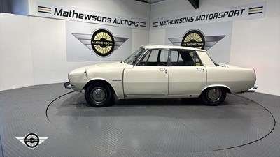 Lot 88 - 1969 ROVER 3500