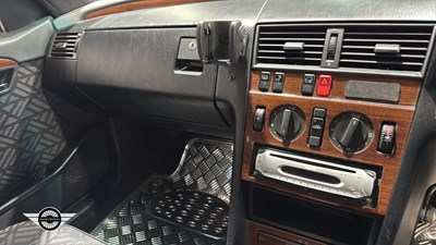Lot 78 - 1994 MERCEDES C250 D