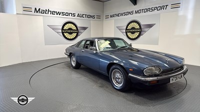 Lot 108 - 1990 JAGUAR XJ-S AUTO