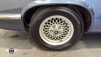 Lot 108 - 1990 JAGUAR XJ-S AUTO